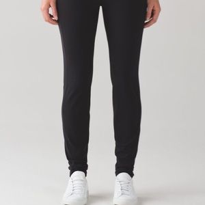 Lululemon Simply Bare Un-Tight Tight